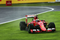 Kimi Raikkonen, Ferrari SF15-T sort large