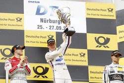 Подиум: победитель гонки Максим Мартен, BMW Team RMG BMW M4 DTM, второе место - Эдоардо Мортара, Aud