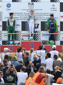 Caio Collet sobe ao pódio no Mundial de Kart