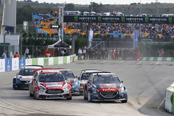 Départ : Timmy Hansen, Team Peugeot Hansen, en tête