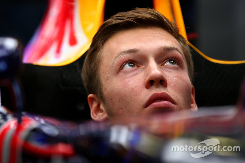 Daniil Kvyat, Red Bull Racing RB11