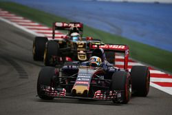 Carlos Sainz Jr., Scuderia Toro Rosso STR10
