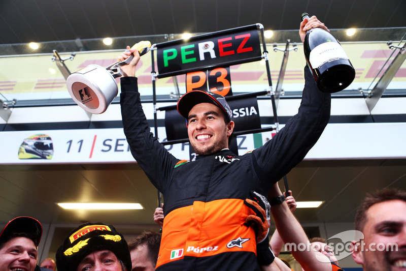 Sergio Pérez, Sahara Force India F1 celebra su tercera posición con el equipo