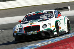 宾利HTP车队8号宾利欧陆GT3:法比安·汉普里赫特、克莱门斯·施密德
