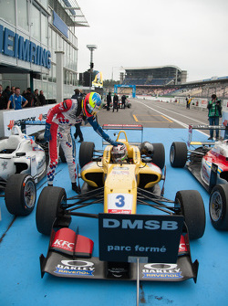 Gara 1 secondo Jake Dennis, Prema Powerteam Dallara Mercedes-Benz e il vincitore Antonio Giovinazzi