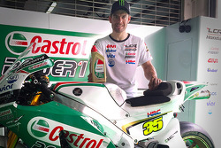 Cal Crutchlow avec sa nouvelle livrée Castrol