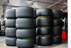 Pirelli tyres