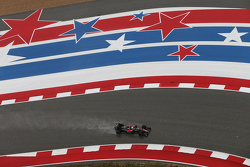 Jenson Button, McLaren MP4-30 lors des qualifications