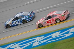 Jimmie Johnson, Hendrick Motorsports Chevrolet and Kyle Larson, Chip Ganassi Racing Chevrolet