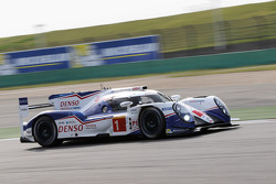#1 Toyota Racing Toyota TS040 Hybrid: Sébastien Buemi, Anthony Davidson, Kazuki Nakajima