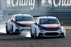 Jose Maria Lopez, Citroën C-Elysée WTCC, Citroën World Touring Car team and Sébastien Loeb, Citroën C-Elysée WTCC, Citroën World Touring Car team