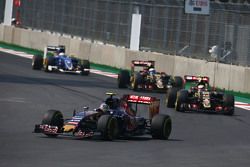 Carlos Sainz Jr., Scuderia Toro Rosso STR10