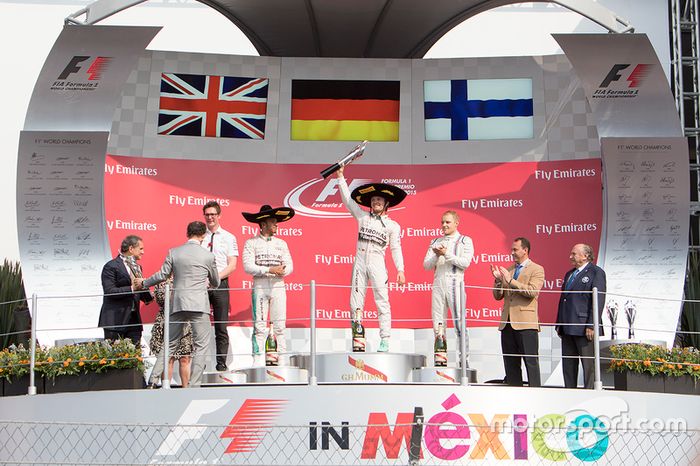 39 (2015) GP de México Primer lugar