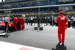 Kimi Raikkonen, Ferrari on the grid