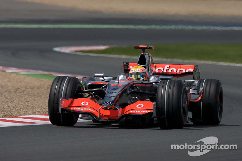 2008 : McLaren MP4-23, à moteur Mercedes