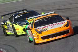 #180 Kessel Racing Ferrari 458 Italia: Gautam Singhania avanti a #181 Ineco MP - Racing Ferrari 458: