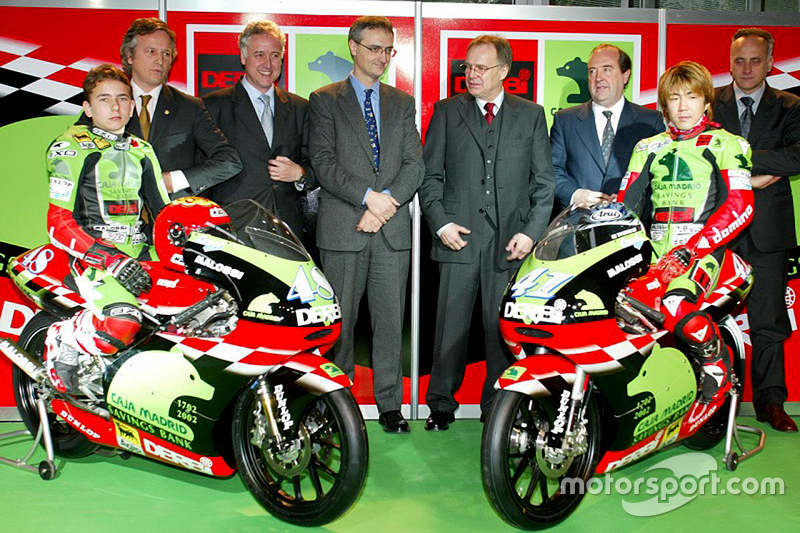 2002: Awal karir Lorenzo