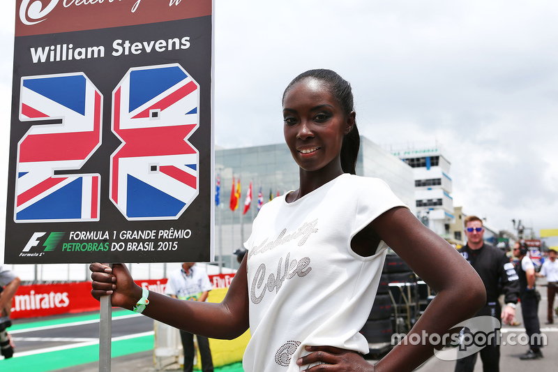 Grid girl para Will Stevens, Manor Marussia F1 Team