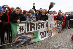 Kris Meeke, Citroën World Rally Team, et des fans irlandais