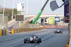 Ganador Felix Rosenqvist, Prema Powerteam Dallara Mercedes-Benz