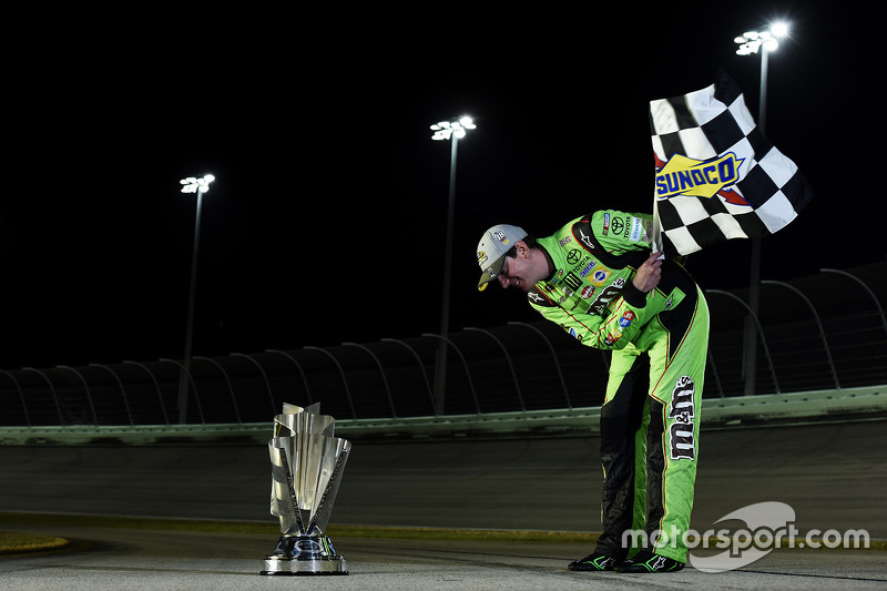 NASCAR Sprint Cup Series campeón Kyle Busch