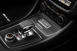 Mercedes-AMG A45 4MATIC PETRONAS 2015 World Champion Edition