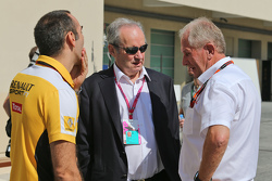 Cyril Abiteboul, Directeur Général Renault Sport F1 avec Jerome Stroll, Président Renault Sport F1, et le Dr Helmut Marko, Consultant Red Bull Motorsport