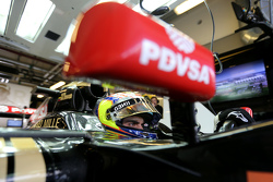 Pastor Maldonado, Lotus F1 Team