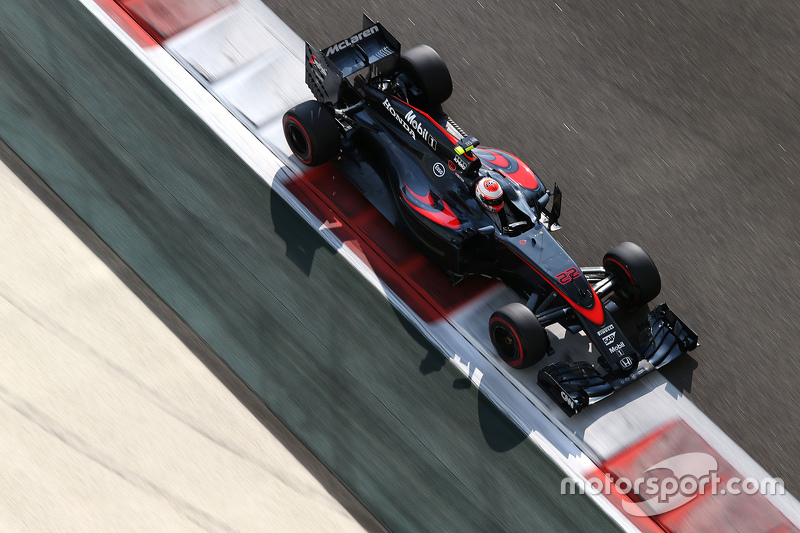 McLaren Honda MP4-30 (2015)