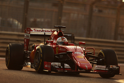 Себастьян Феттель, Ferrari SF15-T