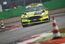 Валентино Росси и Карло Кассина, Ford Fiesta RS WRC