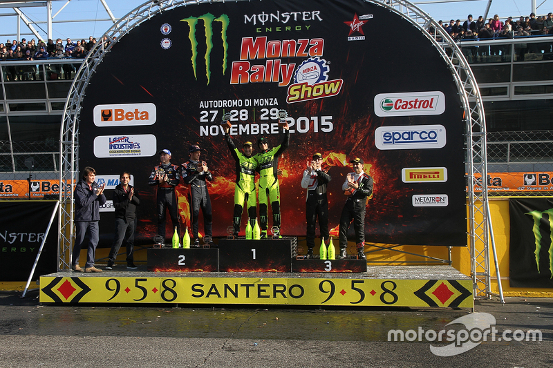 Das Podium bei der Rally-Show in Monza
