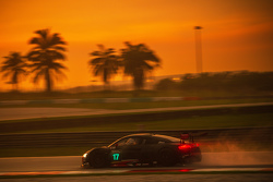 奥迪WRT车队17号奥迪R8 LMS:劳伦兹·万索尔、斯特凡·欧托利、斯图尔特·伦纳德
