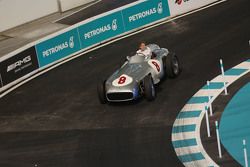 Susie Wolff, Mercedes-Benz W 196 R