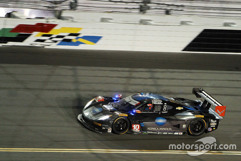 #10 Wayne Taylor Racing Corvette DP: Ricky Taylor, Jordan Taylor, Max Angelelli, Rubens Barrichello