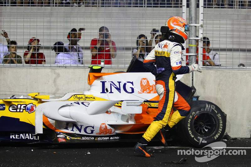 Choque de Nelson A. Piquet, Renault F1 Team