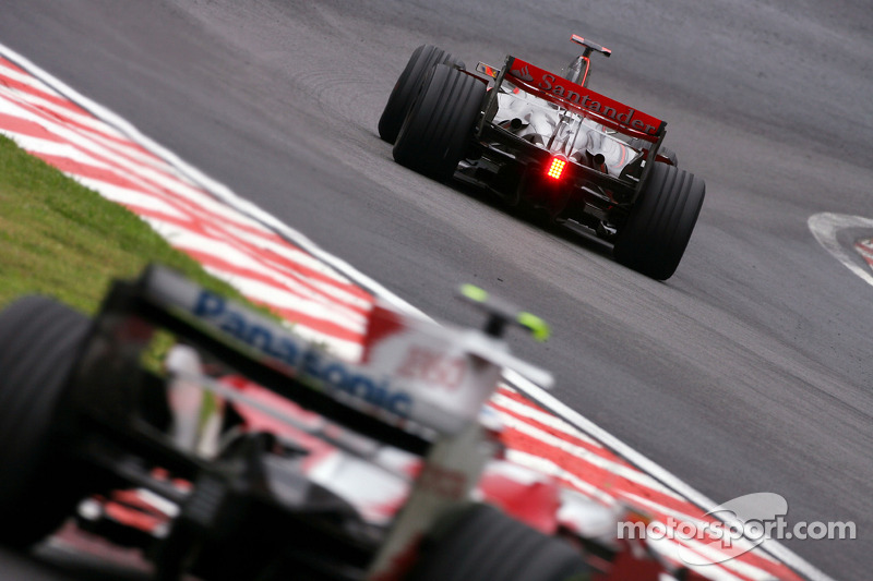 Льюіс Хемілтон, McLaren Mercedes, Тімо Глок, Toyota F1 Team