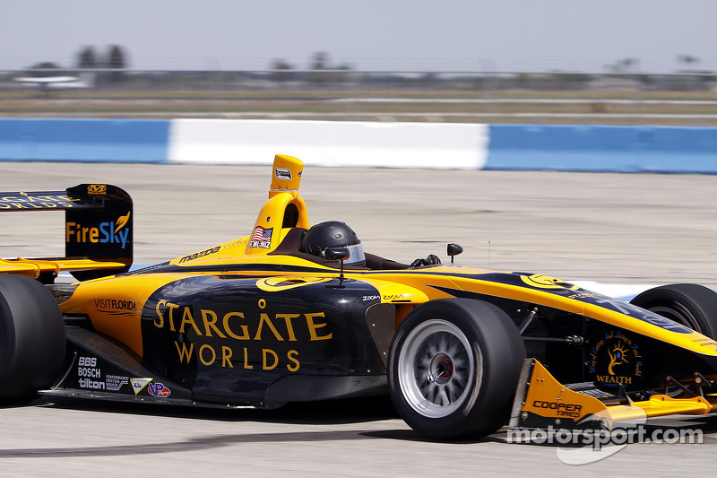 frankie muniz indycar frankie muniz sebring photos atlantic motorsport frankie muniz indycar frankie muniz sebring photos atlantic motorsport