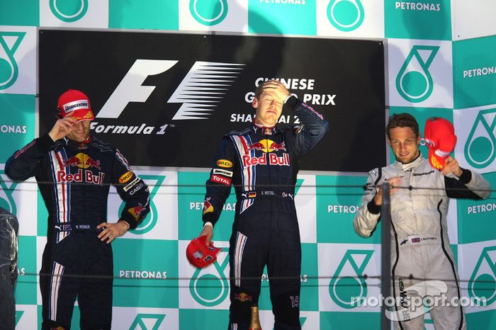 Pódio: Mark Webber, Sebastian Vettel e Jenson Button