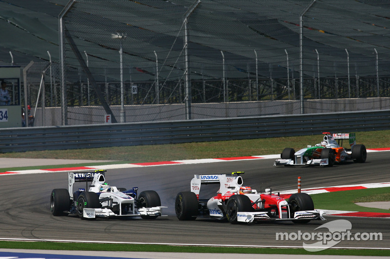 Timo Glock, Toyota F1 Team ve Nick Heidfeld, BMW Sauber F1 Team
