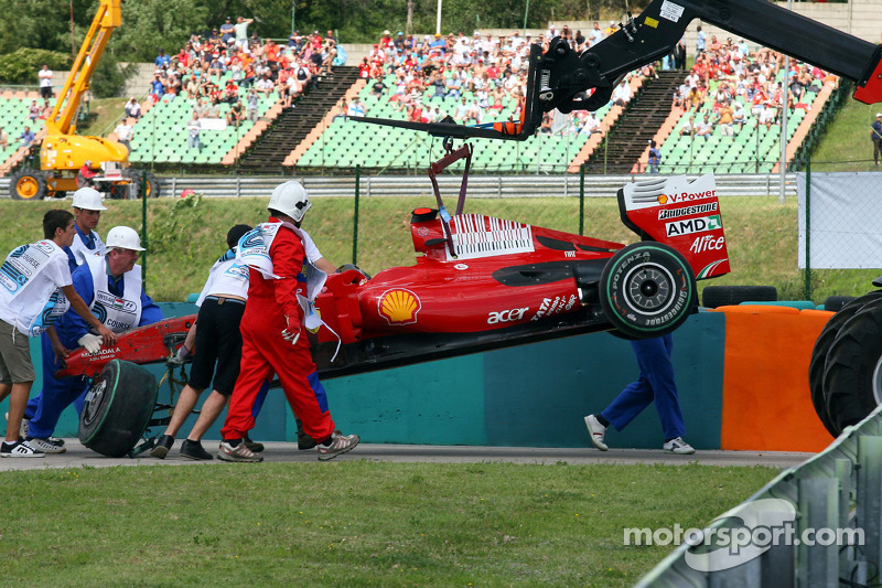 La Ferrari de Felipe Massa après son crash