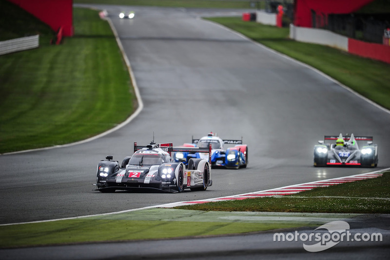 #2 Porsche Team Porsche 919 Hybrid: Romain Dumas, Neel Jani, Marc Lieb