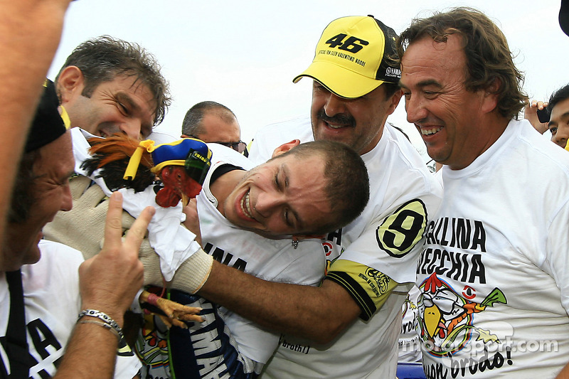 Campeón 2009 de MotoGP  Valentino Rossi, Fiat Yamaha Team celebra