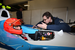 Michael Schumacher teste une GP2