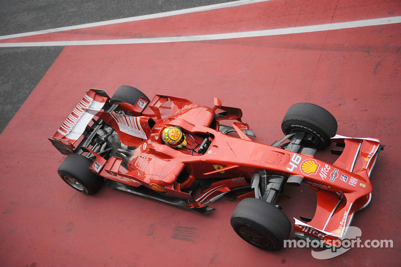 Valentino Rossi tests the Ferrari F2008