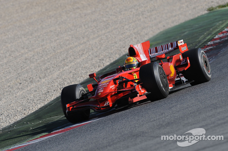 Valentino Rossi test de Ferrari F2008