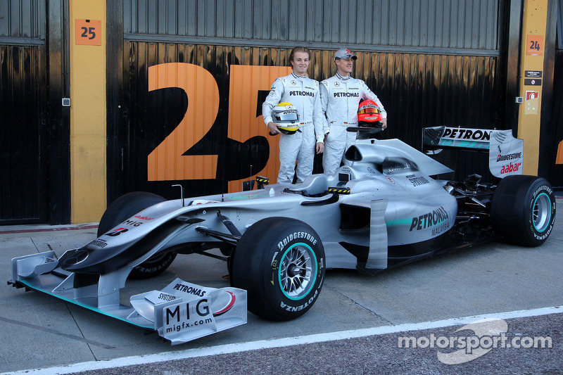 2010: Mercedes W01