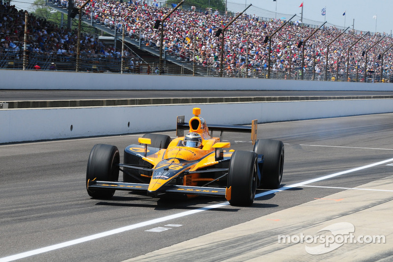 2010: Simona de Silvestro maakt haar debuut