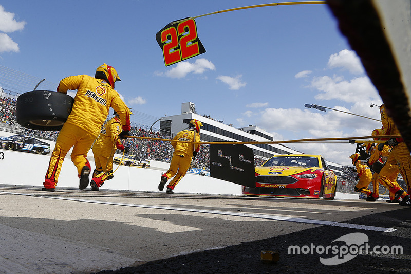 #9: Joey Logano (Penske-Ford)