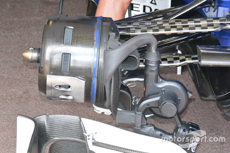 Sauber C35, Vordere Bremsbelüftung